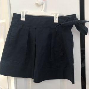 Vineyard Vines Navy Pleated Mini Skirt w/ Bow